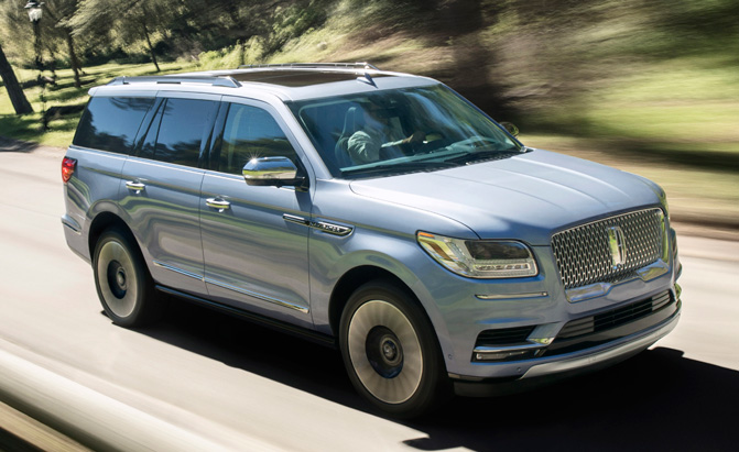 2018 Lincoln Navigator Redefines Large Luxury SUVs