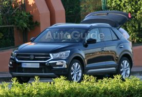 Volkswagen T-Roc Small Crossover Caught Completely Revealed