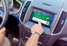 Ford Offers Apple CarPlay, Android Auto Update to 2016 Owners