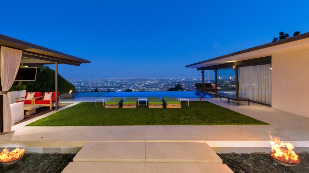 Actor Matthew Perry Lists Hollywood Hills Home for $13.5 Million