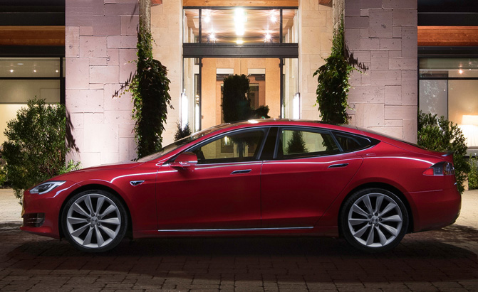 Tesla Dumps Model S 75 RWD to Make Space for the Model 3