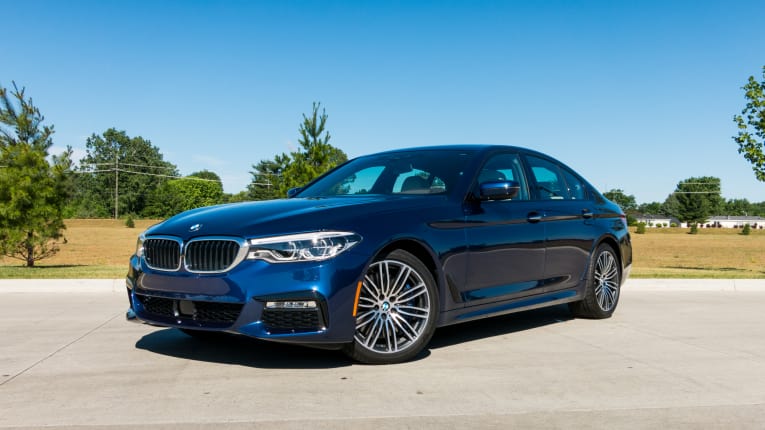 2017 BMW 5 Series Offers 7 Series Tech for Less