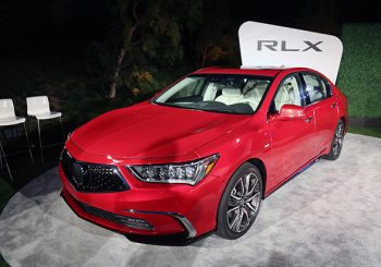 2018 Acura RLX Tries to Steal Spotlight from New Race Car