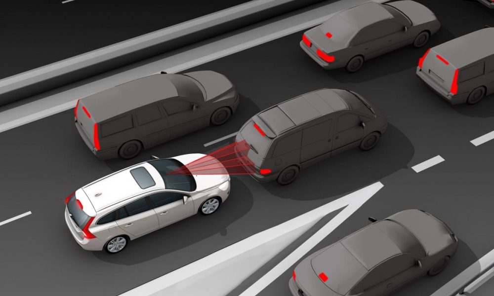 Automakers, Safety Officials Make Crash Avoidance Systems Standard by 2022