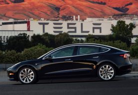 Performance Tesla Model 3 Coming in Mid 2018