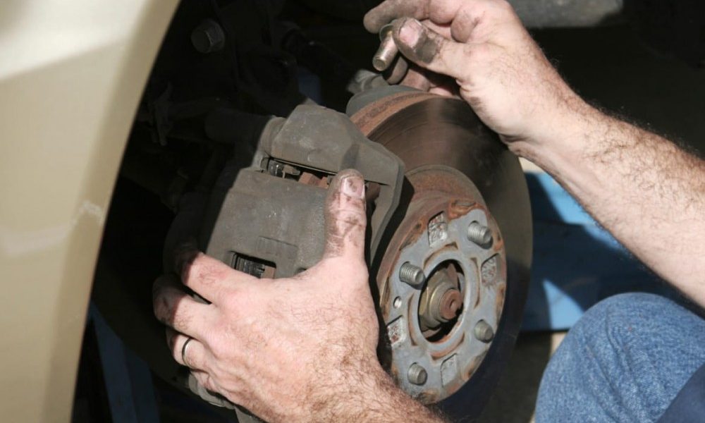Pros and Cons of Replacing Your Own Brakes