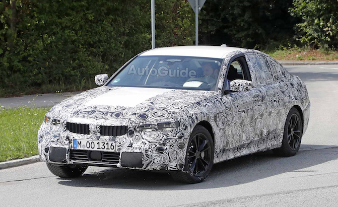 2019 BMW 3 Series Interior Revealed in New Spy Photos