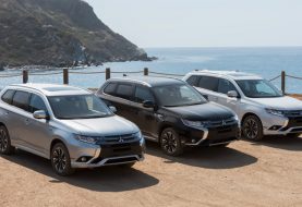 Mitsubishi Outlander PHEV Undercuts Pacifica Hybrid by $5,000