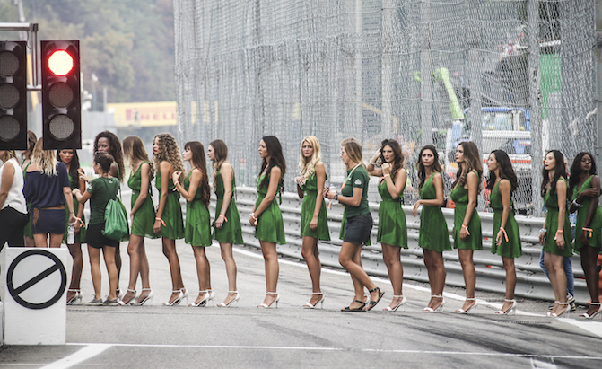 Formula 1 Waves Goodbye to Grid Girls for 2018 Season