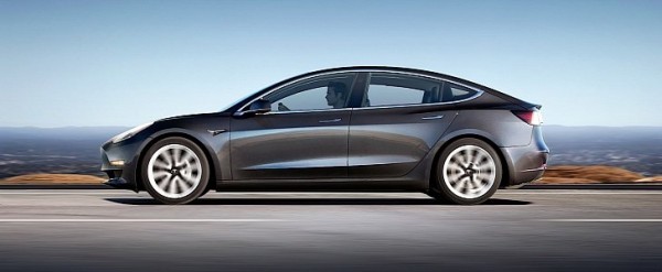 Tesla to Keep Stores Open After All, Price Hike to Follow for Model 3, S and X