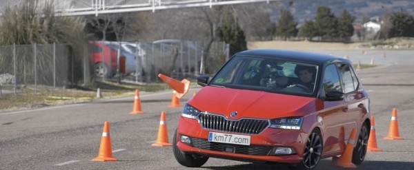Is the Skoda Fabia More Stable Than the VW Polo in a Moose Test?
