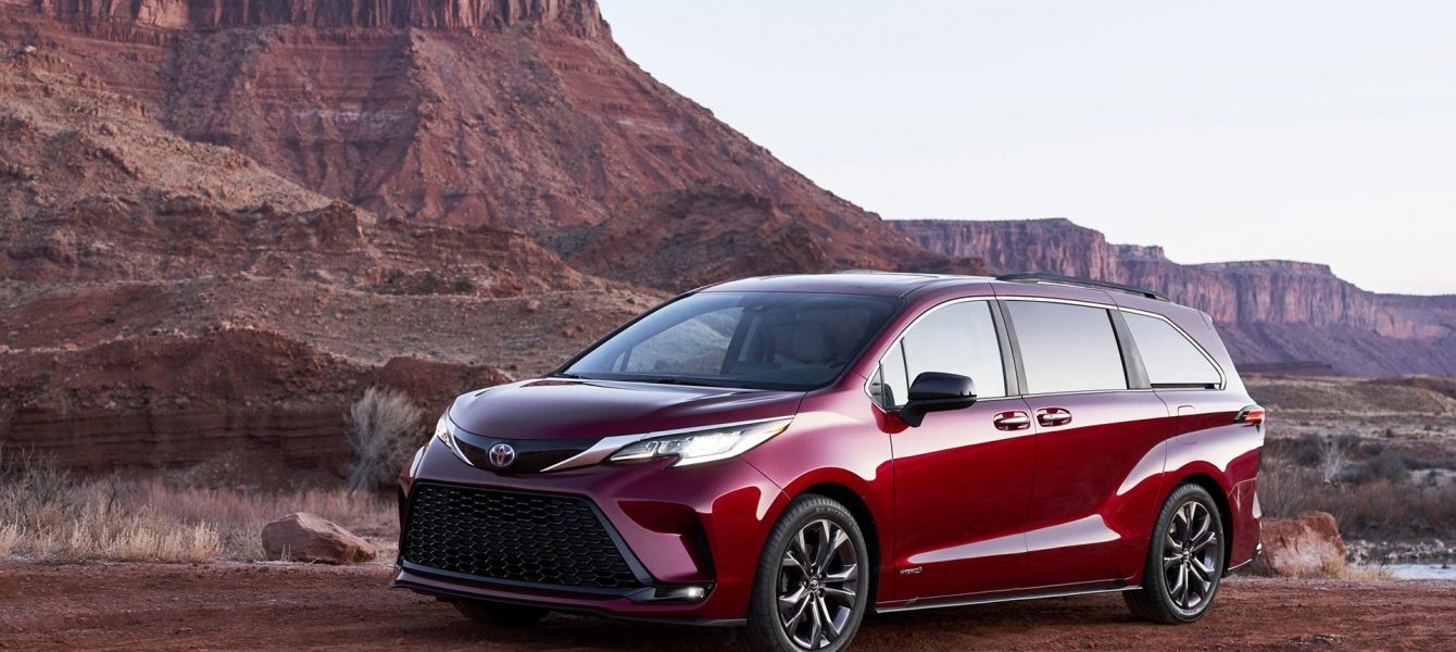 2021 Toyota Sienna Revealed: All-Hybrid People Mover