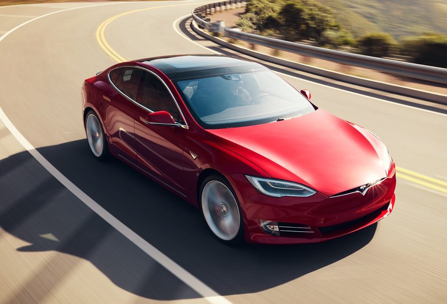 2020 Tesla Model S Long Range Plus Now Features 402-Mile Range