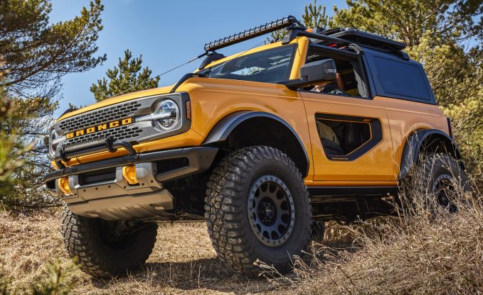 2021 Ford Bronco is Pure Off-roading Love Starting At $29,995