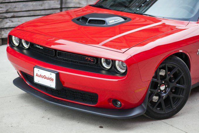 12 Important Things About the 2015 Dodge Challenger Scat Pack Shaker