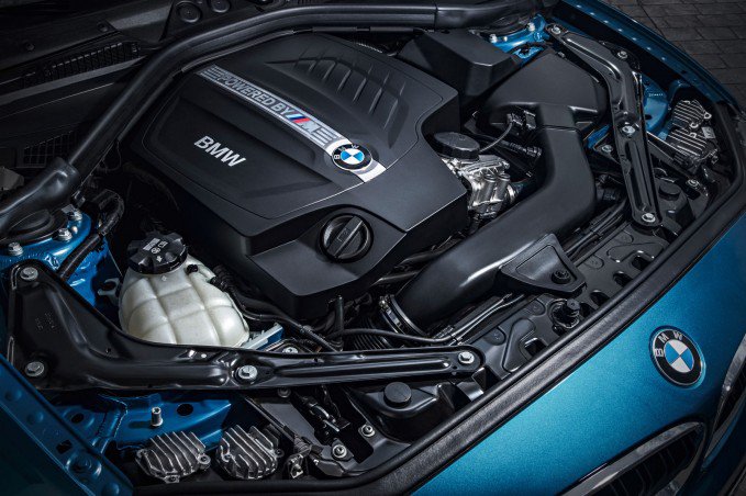 2016 BMW M2 Review