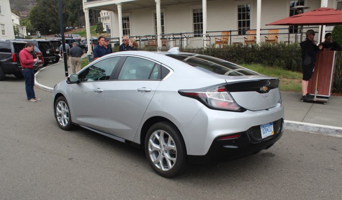 2016 Chevrolet Volt Review