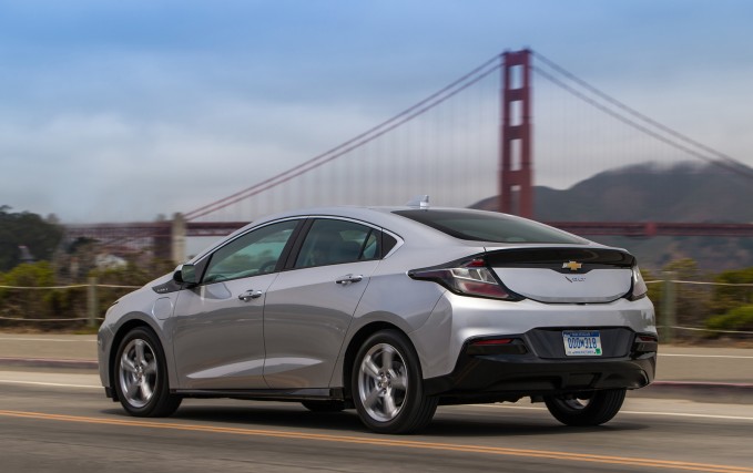 2016 Chevrolet Volt Review