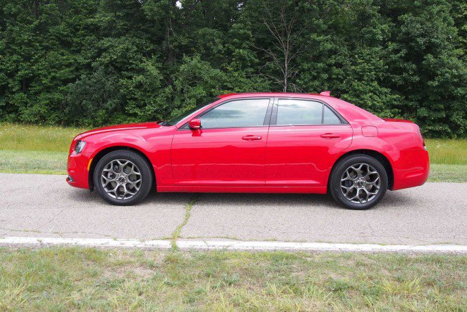 2016 Chrysler 300S AWD Review