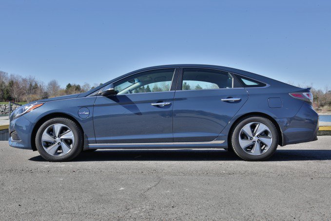 2016 Hyundai Sonata Plug-in Hybrid Review