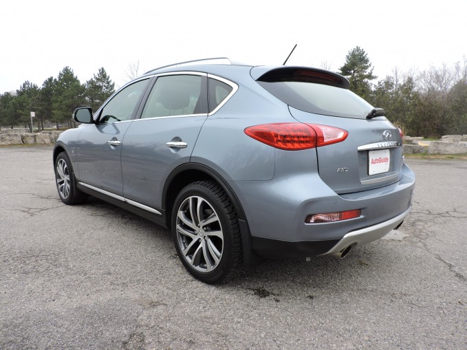 2016 Infiniti QX50 AWD Review