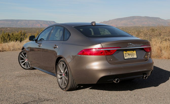 2016 Jaguar XF S Review