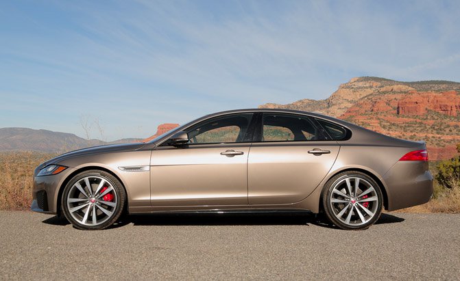 2016 Jaguar XF S Review