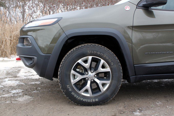 2016 Jeep Cherokee Trailhawk Review