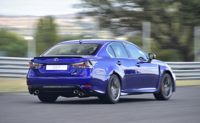 2016 Lexus GS F Review