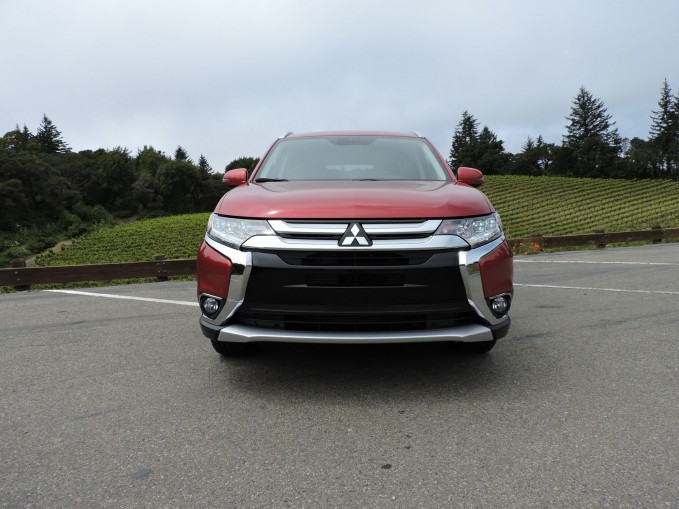 2016 Mitsubishi Outlander Review