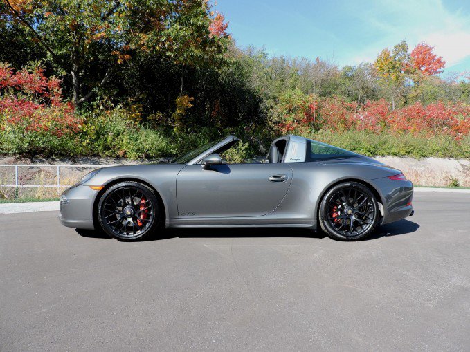 2016 Porsche 911 Targa 4 GTS Review