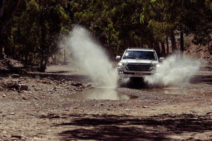 2016 Toyota Land Cruiser Review