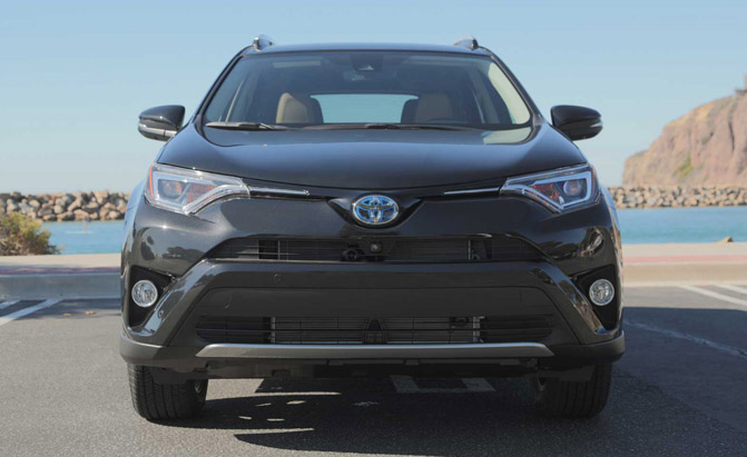 2016 Toyota RAV4 Hybrid Review