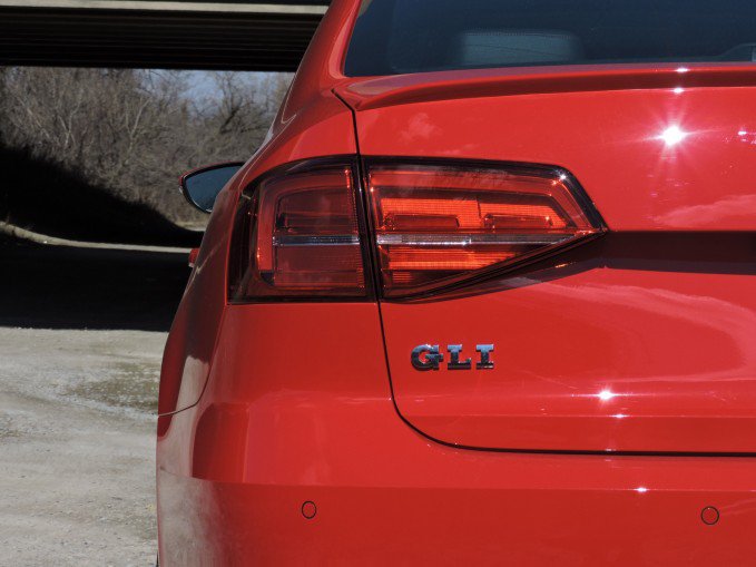 2016 Volkswagen Jetta GLI Review