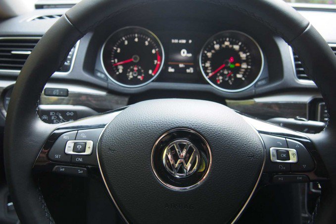 2016 Volkswagen Passat Review