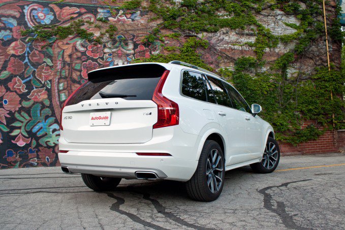 2016 Volvo XC90 T6 Review