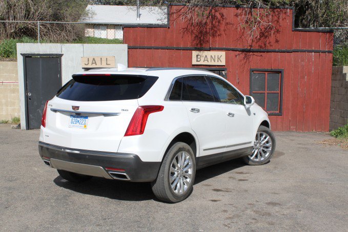 2017 Cadillac XT5 Review