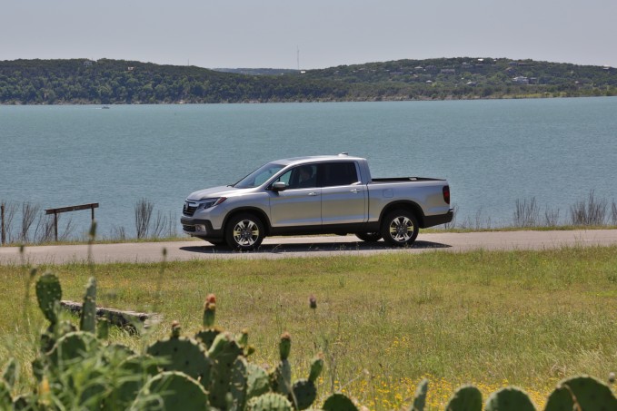 2017 Honda Ridgeline Review