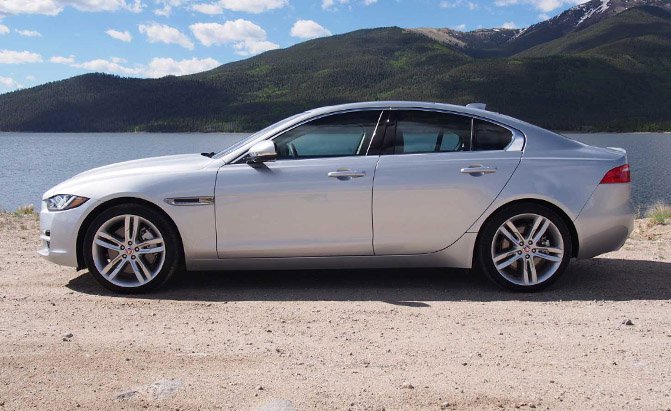 2017 Jaguar XE Review