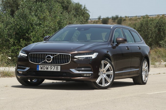 2017 Volvo S90 Review