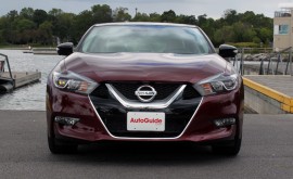 9 Things Nissan Shows Off With the 2016 Maxima