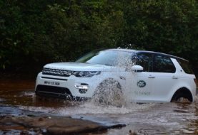 Land Rover Experience 2016: mud, rut and rocks at Amby Valley