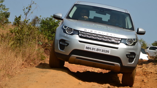 Land Rover Experience 2016: mud, rut and rocks at Amby Valley