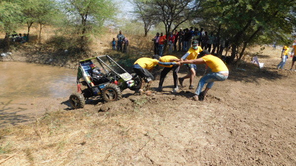 SAE BAJA 2017: Of student projects, flying buggies and the Pit of Doom!