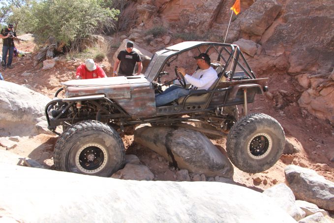 5 Things I Learned Rock Crawling Jeeps in Moab