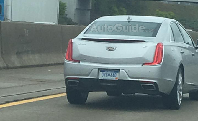 Cadillac XTS Spied Showing Off its New Facelift