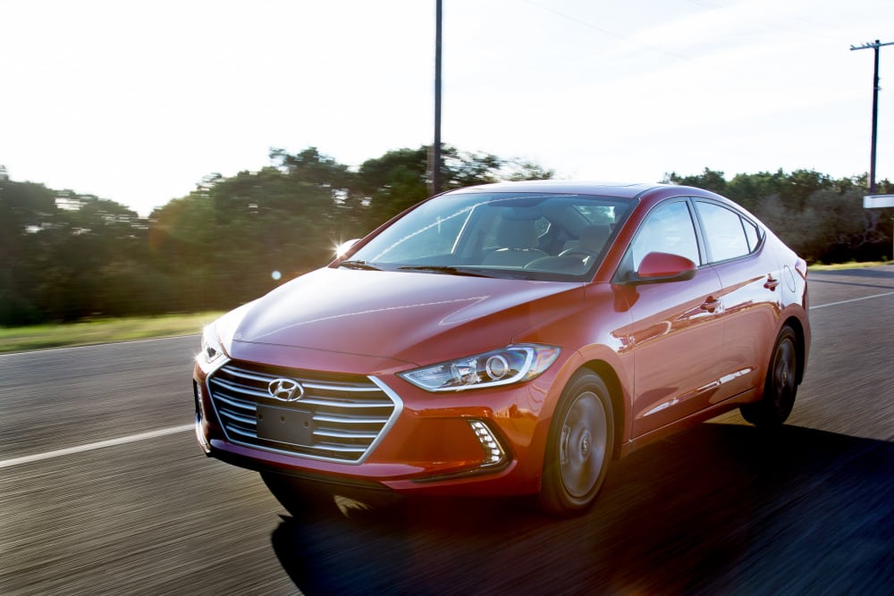 2017 Hyundai Elantra Review: Photo Gallery