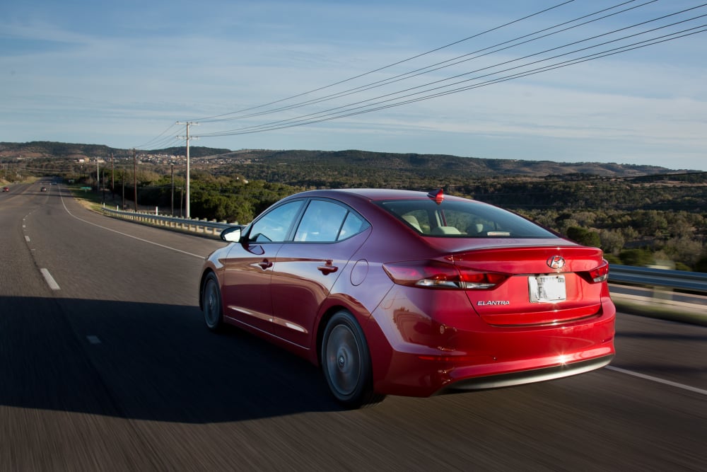 2017 Hyundai Elantra Review: Photo Gallery