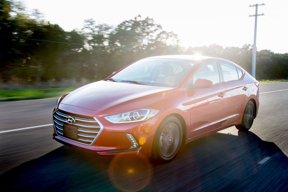 2017 Hyundai Elantra Review: Photo Gallery