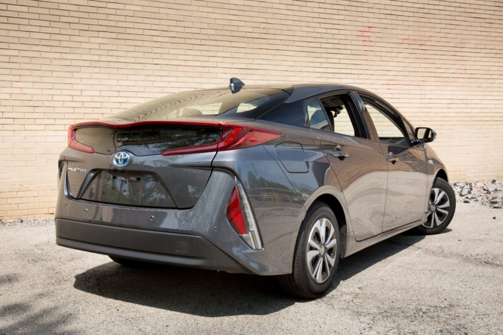 2017 Toyota Prius Prime:  AutoAfterWorld